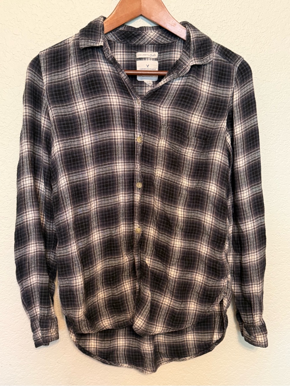 American Eagle Boyfriend Fit Plaid Y2K Style Button Down Shirt Size Small